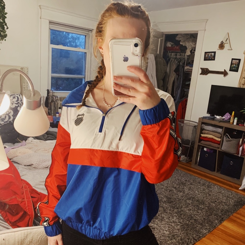 K-Swiss windbreaker